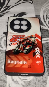 The print is very good and the case is nice and soft.