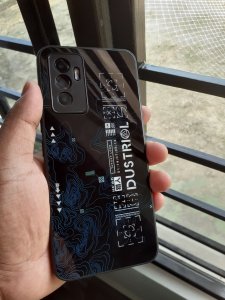 This mobile cover is of excellent quality and reasonably priced. price.