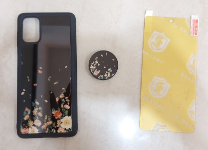 This is the best case I have ever bought.
The case has an aesthetic look and the material quality is of top notch