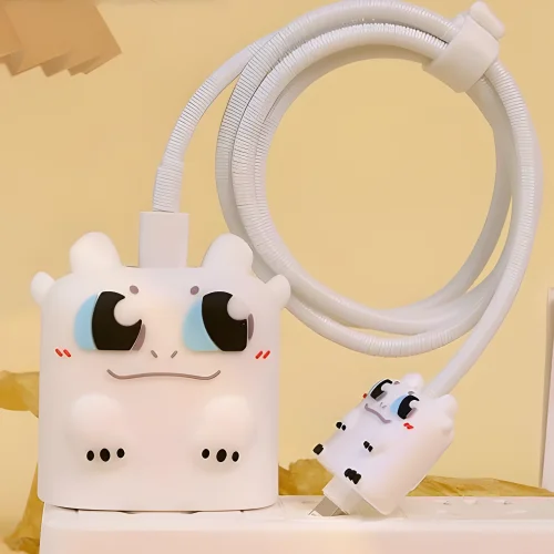 Cat Charger Cover With Spiral Cable Protectors Sleeve